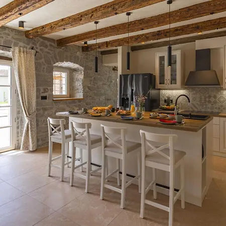 Casa Pintori