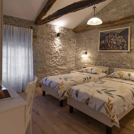 Casa Pintori *